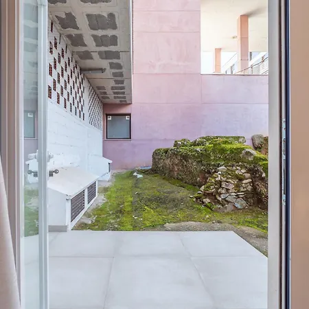 Cmdreams Gold- Turisticos Con Ruinas Romanas En El Centro De