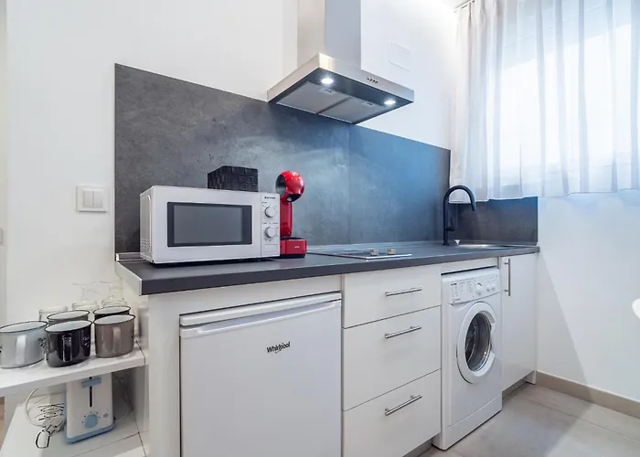 Cmdreams Gold- Turisticos Con Ruinas Romanas En El Centro De Διαμέρισμα *